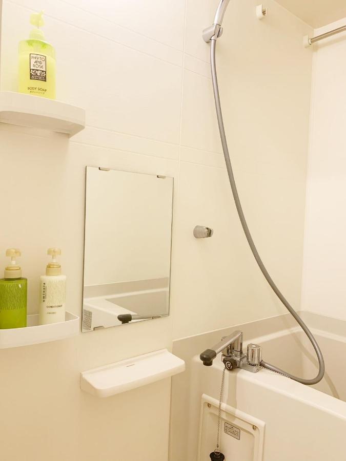 Ookubo Shinjuku Kabukicho Smart Stay: 3-min Metro, High-speed Wi-fi * Tokyo