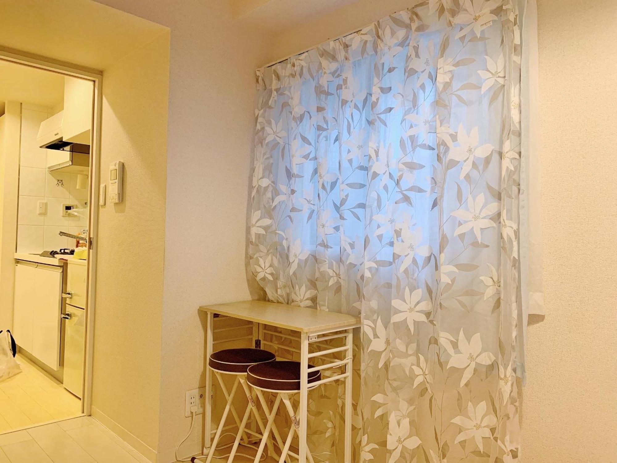 Apartment Ookubo Shinjuku Kabukicho Smart Stay: 3-min Metro, High-speed Wi-fi